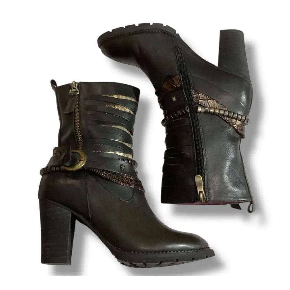 L'Artiste By Spring Step Makos Black and Snakeskin Heeled Boots Booties